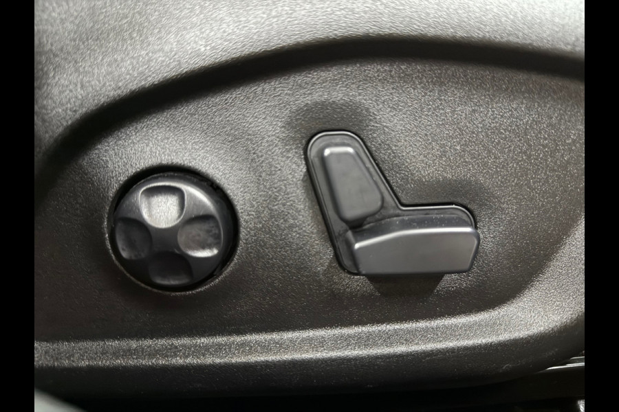 Jeep Compass 4xe 240 Plug-in Hybrid Electric S | Alpine | 19' inch | Leder | Trekhaak | LED