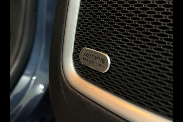 Jeep Compass 4xe 240 Plug-in Hybrid Electric S | Alpine | 19' inch | Leder | Trekhaak | LED