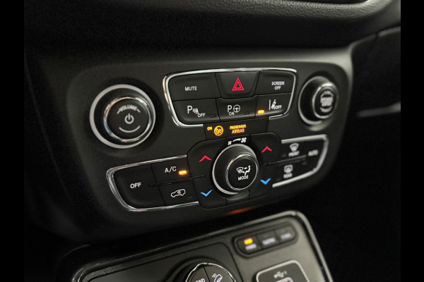 Jeep Compass 4xe 240 Plug-in Hybrid Electric S | Alpine | 19' inch | Leder | Trekhaak | LED
