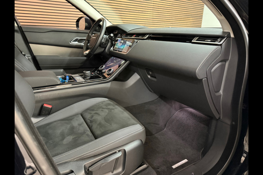 Land Rover Range Rover Velar 2.0 P250 Turbo AWD | Trekhaak | 20' inch | Camera | Alcantara
