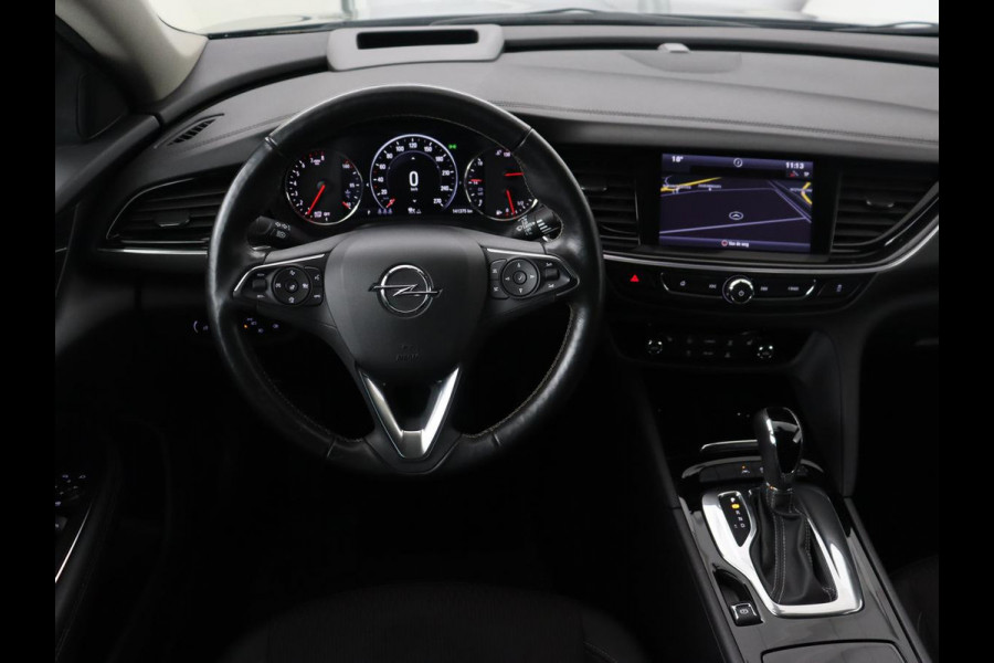 Opel Insignia 1.5 Turbo Innovation | Head-Up | Stoel & stuurverwarming | Trekhaak | Carplay | Camera | Keyless | Navigatie | Matrix LED | Climate control | Parkeerhulp | Cruise control