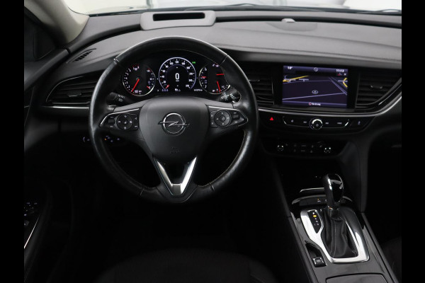 Opel Insignia 1.5 Turbo Innovation | Head-Up | Stoel & stuurverwarming | Trekhaak | Carplay | Camera | Keyless | Navigatie | Matrix LED | Climate control | Parkeerhulp | Cruise control