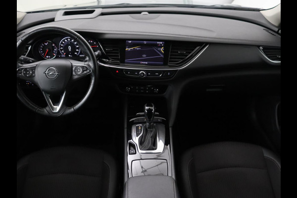 Opel Insignia 1.5 Turbo Innovation | Head-Up | Stoel & stuurverwarming | Trekhaak | Carplay | Camera | Keyless | Navigatie | Matrix LED | Climate control | Parkeerhulp | Cruise control