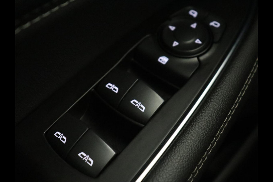 Opel Insignia 1.5 Turbo Innovation | Head-Up | Stoel & stuurverwarming | Trekhaak | Carplay | Camera | Keyless | Navigatie | Matrix LED | Climate control | Parkeerhulp | Cruise control