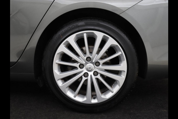 Opel Insignia 1.5 Turbo Innovation | Head-Up | Stoel & stuurverwarming | Trekhaak | Carplay | Camera | Keyless | Navigatie | Matrix LED | Climate control | Parkeerhulp | Cruise control