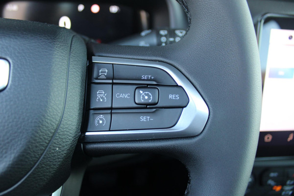 Jeep Renegade 1.5T 130PK e-Hybrid ALTITUDE | DRAADLOZE APPLE CARPLAY/ANDROID AUTO | PANORAMISCH SCHUIF/KANTEL DAK | FULL LED KOPLAMPEN | DODEHOEK DETECTIE | ADAPTIVE CRUISE CONTROL | LICHTMETALEN VELGEN 17" | ACHTERUITRIJ CAMERA | DAB+ RADIO | NAVIGATIE | PARKEERSENSOREN VOOR + ACHTER | AUTOMATISCH INPARKEREN | KEYLESS ENTRY/START | GETINTE RUITEN |