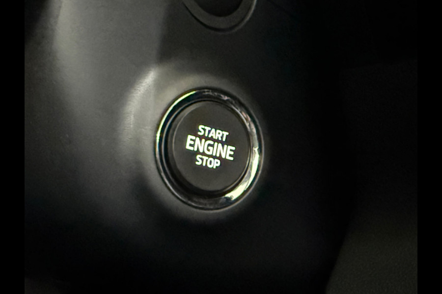 Škoda Kodiaq 1.5 TSI Laurin & Klement Business Edition Plus 7personen | Pano | Navi | LED