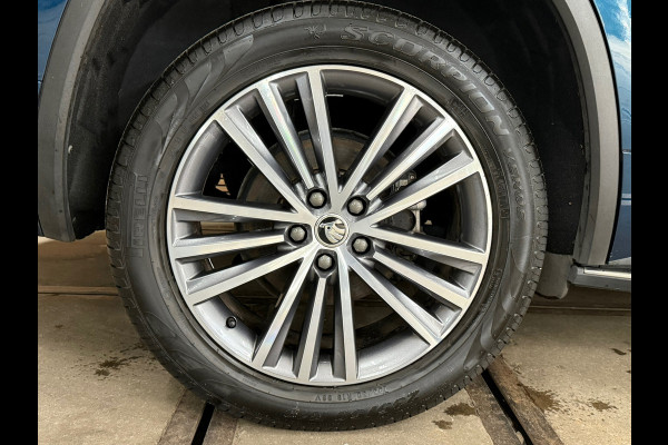 Škoda Kodiaq 1.5 TSI Laurin & Klement Business Edition Plus 7personen | Pano | Navi | LED