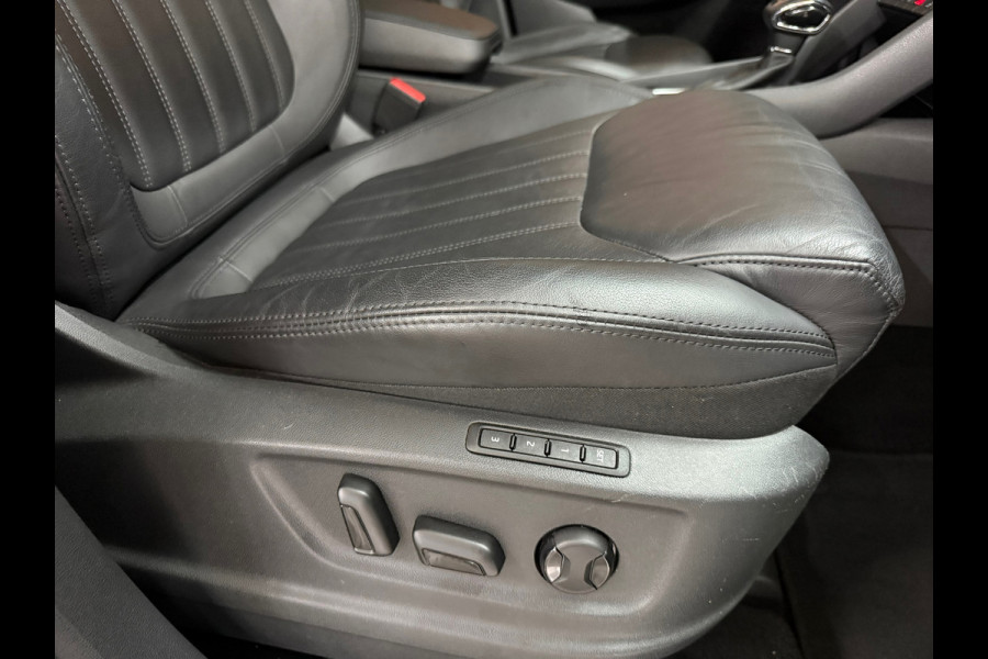 Škoda Kodiaq 1.5 TSI Laurin & Klement Business Edition Plus 7personen | Pano | Navi | LED