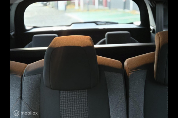 Peugeot 5008 7PL Aut.|LED|Navi|Camera|PDC|6M Garantie