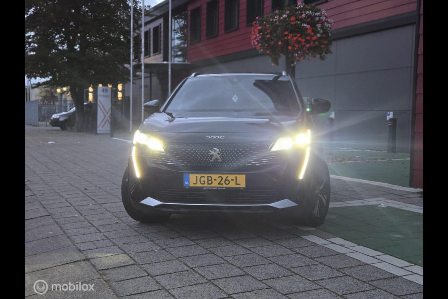 Peugeot 3008 GT Automaat – Panoramadak |Keyless |6M Garantie