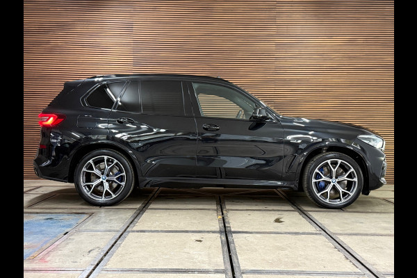 BMW X5 XDrive45e High Executive M-Sport | 360° Camera | Luchtvering | SkyLounge | Pano | HUD | LED | Softclose | Stoelventilatie