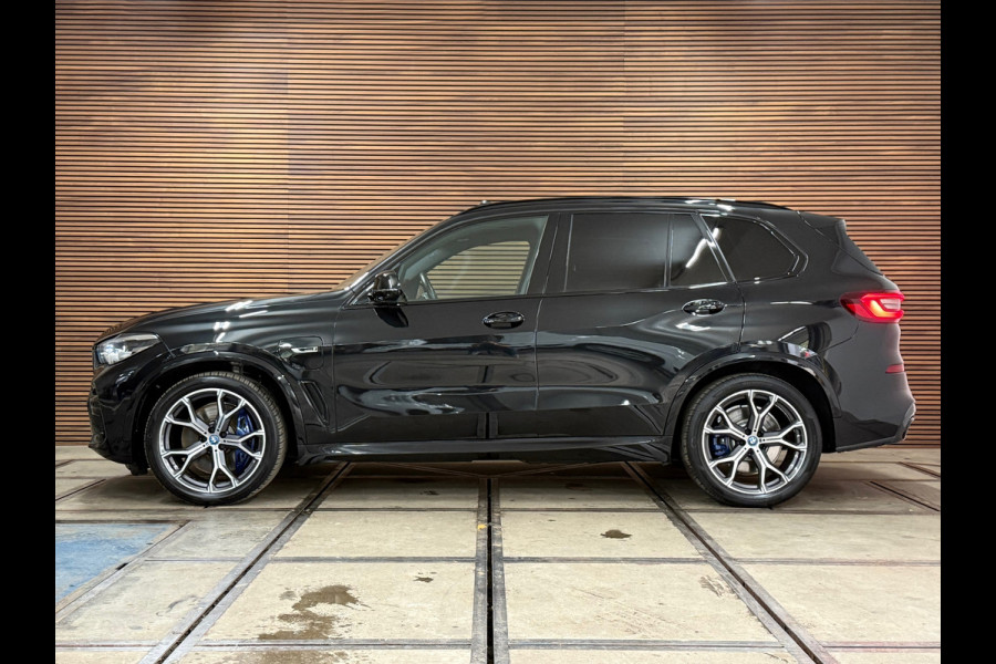 BMW X5 XDrive45e High Executive M-Sport | 360° Camera | Luchtvering | SkyLounge | Pano | HUD | LED | Softclose | Stoelventilatie