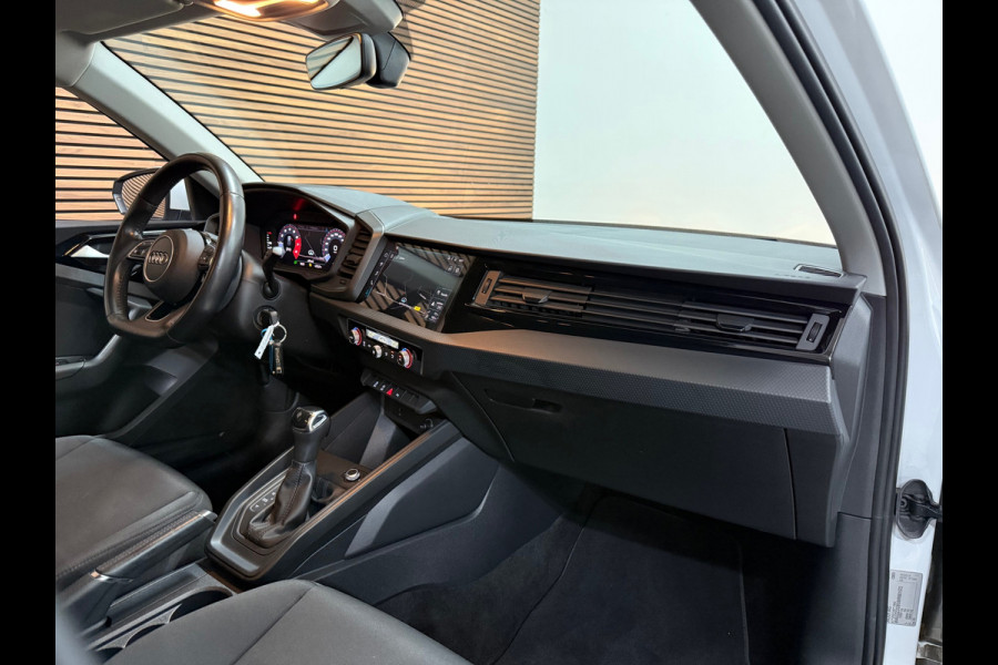 Audi A1 Sportback 25 TFSI Automaat | Black Pack | Virtual Cockpit | PDC voor + achter | Navigatie | Cruise