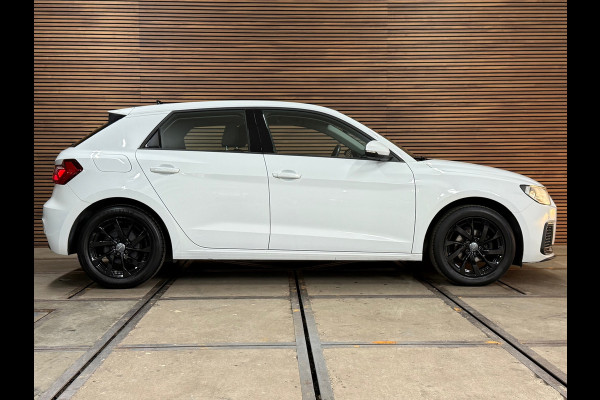 Audi A1 Sportback 25 TFSI Automaat | Black Pack | Virtual Cockpit | PDC voor + achter | Navigatie | Cruise