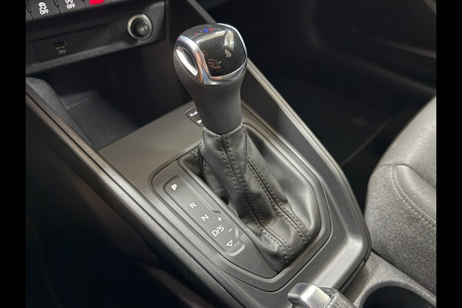Audi A1 Sportback 25 TFSI Automaat | Black Pack | Virtual Cockpit | PDC voor + achter | Navigatie | Cruise