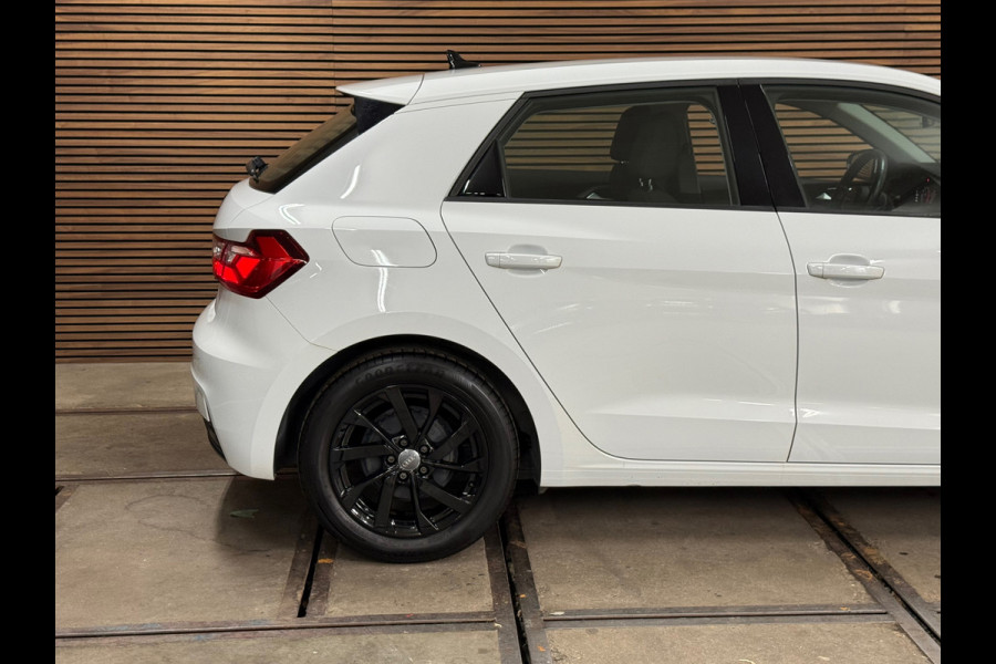 Audi A1 Sportback 25 TFSI Automaat | Black Pack | Virtual Cockpit | PDC voor + achter | Navigatie | Cruise
