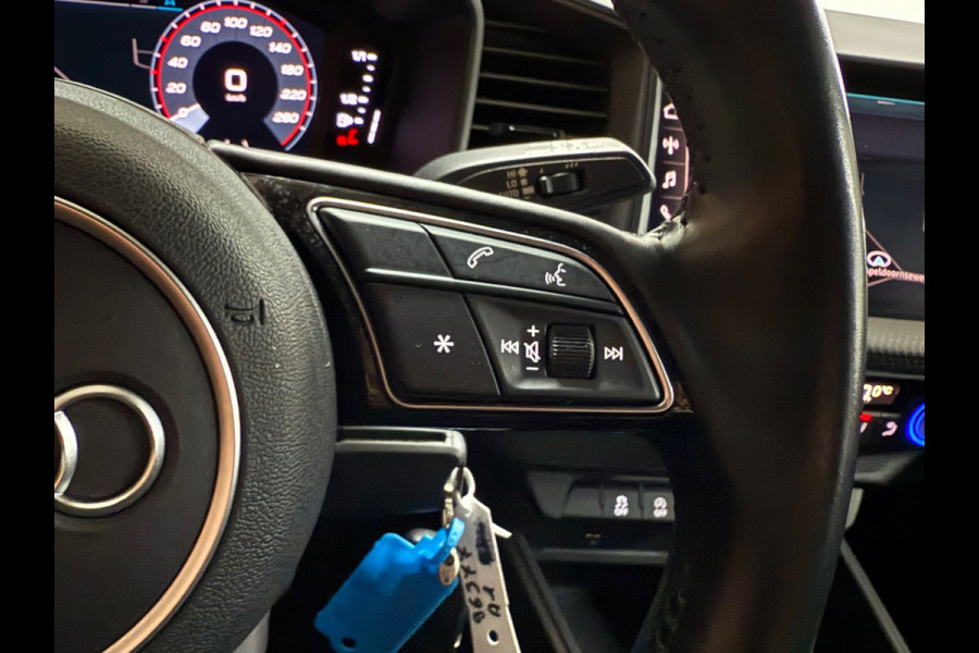 Audi A1 Sportback 25 TFSI Automaat | Black Pack | Virtual Cockpit | PDC voor + achter | Navigatie | Cruise