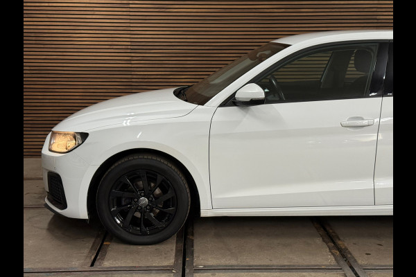 Audi A1 Sportback 25 TFSI Automaat | Black Pack | Virtual Cockpit | PDC voor + achter | Navigatie | Cruise