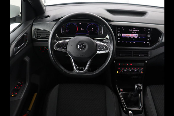 Volkswagen T-Cross 1.0 TSI R Line | Stoelverwarming | Keyless | Virtual Cockpit | Carplay | Trekhaak | Adaptive cruise | Park Assist | Full LED | Dodehoek detectie | Climate control