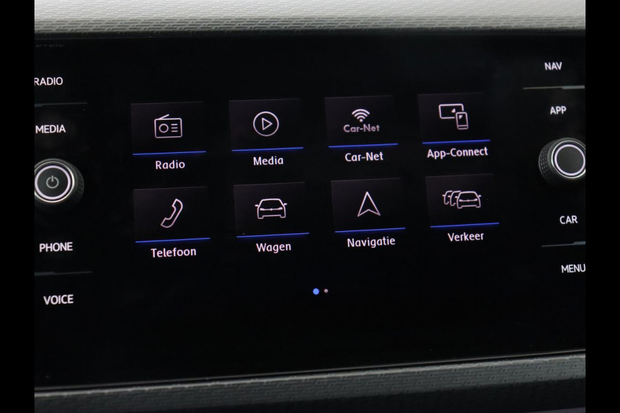 Volkswagen T-Cross 1.0 TSI R Line | Stoelverwarming | Keyless | Virtual Cockpit | Carplay | Trekhaak | Adaptive cruise | Park Assist | Full LED | Dodehoek detectie | Climate control