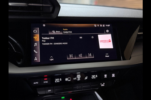 Audi A3 Sportback 45 TFSIe S-line Competition | RS-stoelen Alcantara | Navigatie | Virtual Cockpit | 18' inch