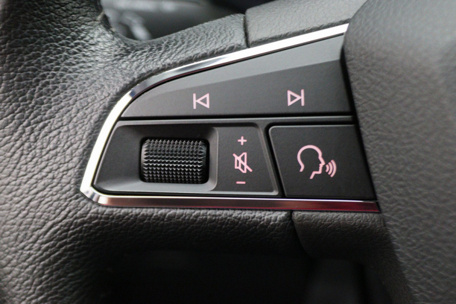 Seat Ibiza 1.0 TSI Style Business Intense Camera, Apple Carplay, Climate, LED, PDC