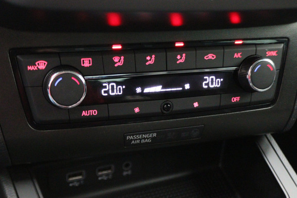 Seat Ibiza 1.0 TSI Style Business Intense Camera, Apple Carplay, Climate, LED, PDC