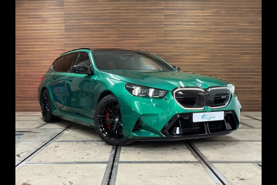 BMW M5 Touring | 757PK! | VOL! | Pano | M Driver Pack | Driving Assistant |Comfort-Parkeerassistent pakket Plus | Fabrieksgarantie