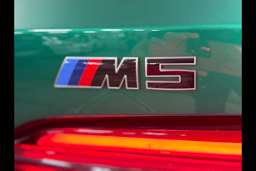 BMW M5 Touring | 757PK! | VOL! | Pano | M Driver Pack | Driving Assistant |Comfort-Parkeerassistent pakket Plus | Fabrieksgarantie