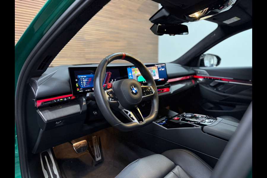 BMW M5 Touring | 757PK! | VOL! | Pano | M Driver Pack | Driving Assistant |Comfort-Parkeerassistent pakket Plus | Fabrieksgarantie