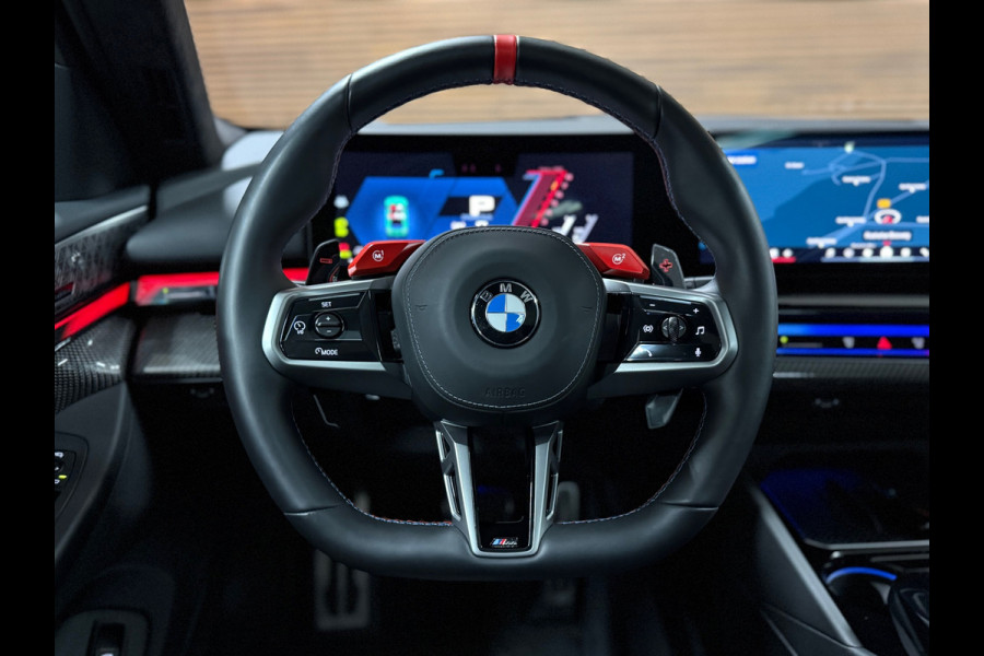 BMW M5 Touring | 757PK! | VOL! | Pano | M Driver Pack | Driving Assistant |Comfort-Parkeerassistent pakket Plus | Fabrieksgarantie