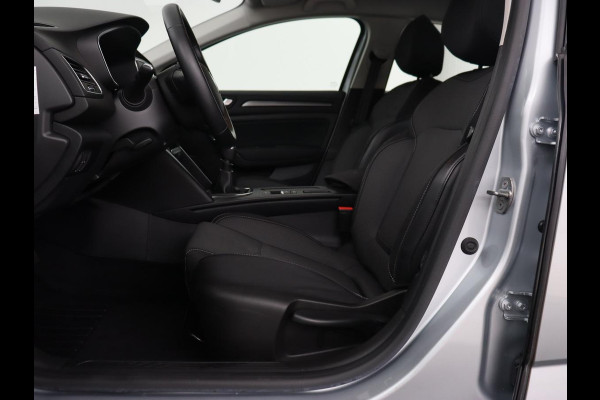 Renault Mégane 1.3 TCe140 Equilibre | Navigatie | Carplay | Keyless | Full LED | Digital Cockpit | Climate control | Parkeerhulp | Cruise control