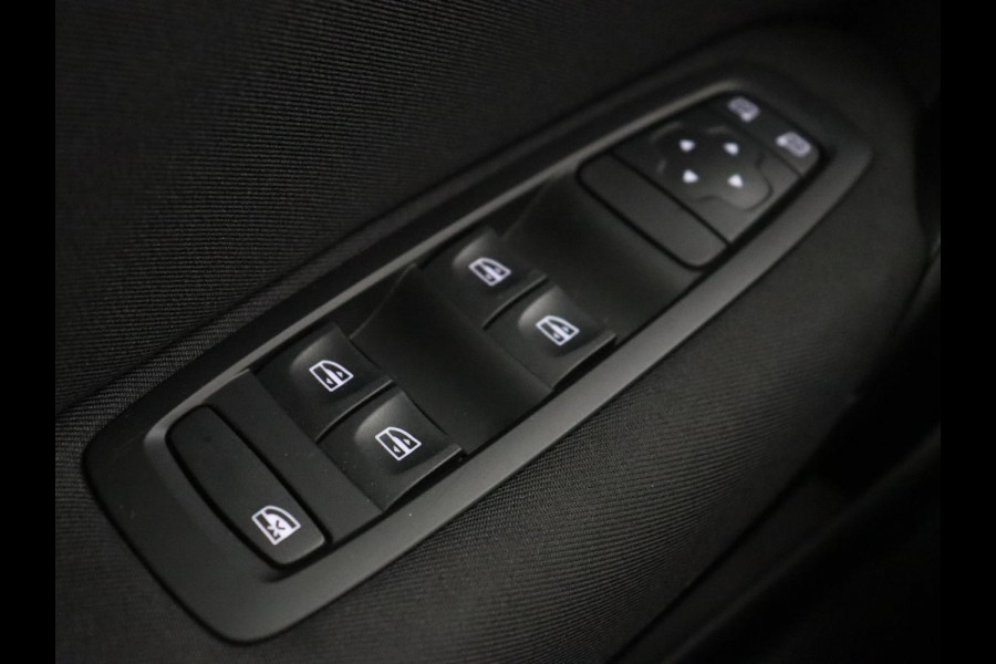 Renault Mégane 1.3 TCe140 Equilibre | Navigatie | Carplay | Keyless | Full LED | Digital Cockpit | Climate control | Parkeerhulp | Cruise control