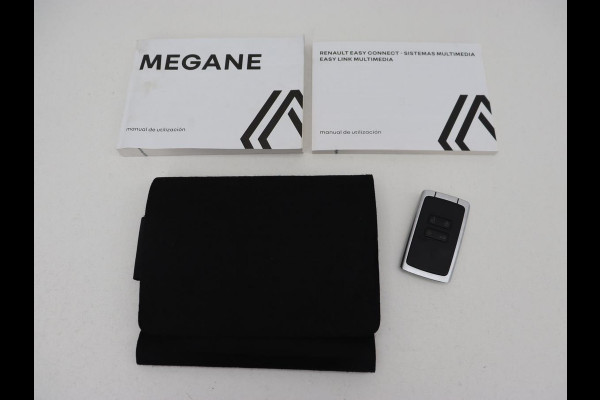 Renault Mégane 1.3 TCe140 Equilibre | Navigatie | Carplay | Keyless | Full LED | Digital Cockpit | Climate control | Parkeerhulp | Cruise control