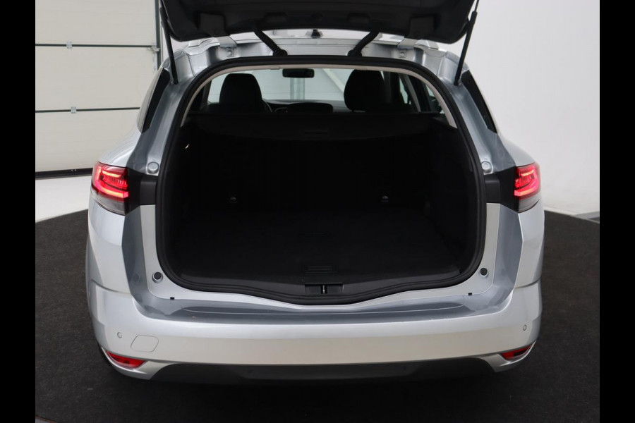 Renault Mégane 1.3 TCe140 Equilibre | Navigatie | Carplay | Keyless | Full LED | Digital Cockpit | Climate control | Parkeerhulp | Cruise control