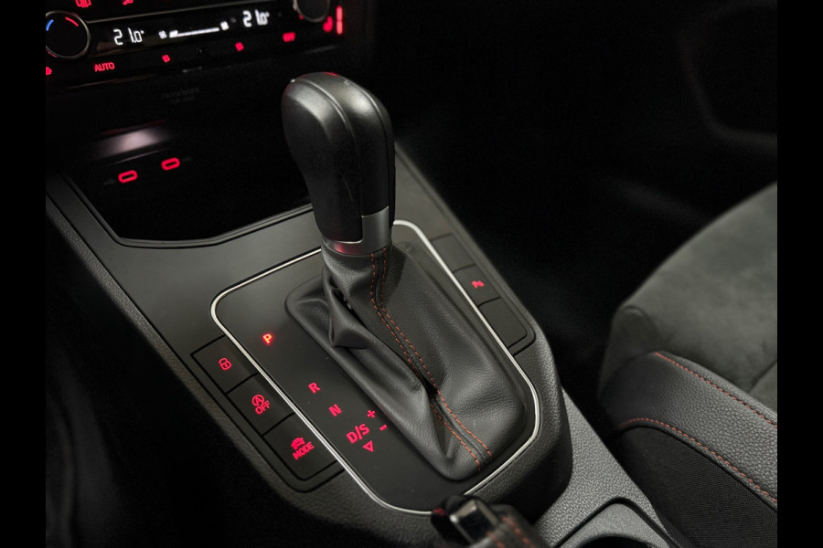 Seat Ibiza 1.0 EcoTSI FR Automaat | Facelift | Alcantara | Virtual Cockpit | Stoelverwarming | Cruise Control | 18' inch |