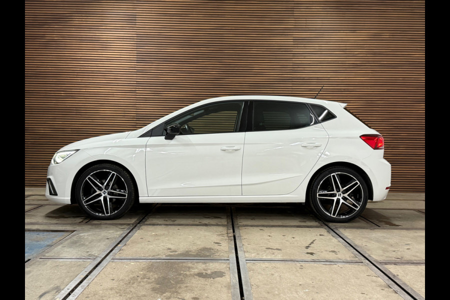 Seat Ibiza 1.0 EcoTSI FR Automaat | Facelift | Alcantara | Virtual Cockpit | Stoelverwarming | Cruise Control | 18' inch |