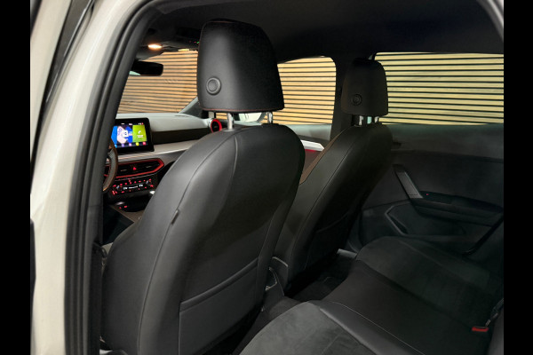 Seat Ibiza 1.0 EcoTSI FR Automaat | Facelift | Alcantara | Virtual Cockpit | Stoelverwarming | Cruise Control | 18' inch |