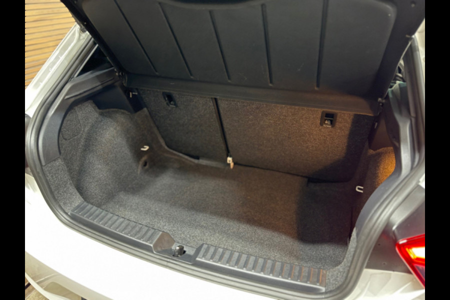 Seat Ibiza 1.0 EcoTSI FR Automaat | Facelift | Alcantara | Virtual Cockpit | Stoelverwarming | Cruise Control | 18' inch |