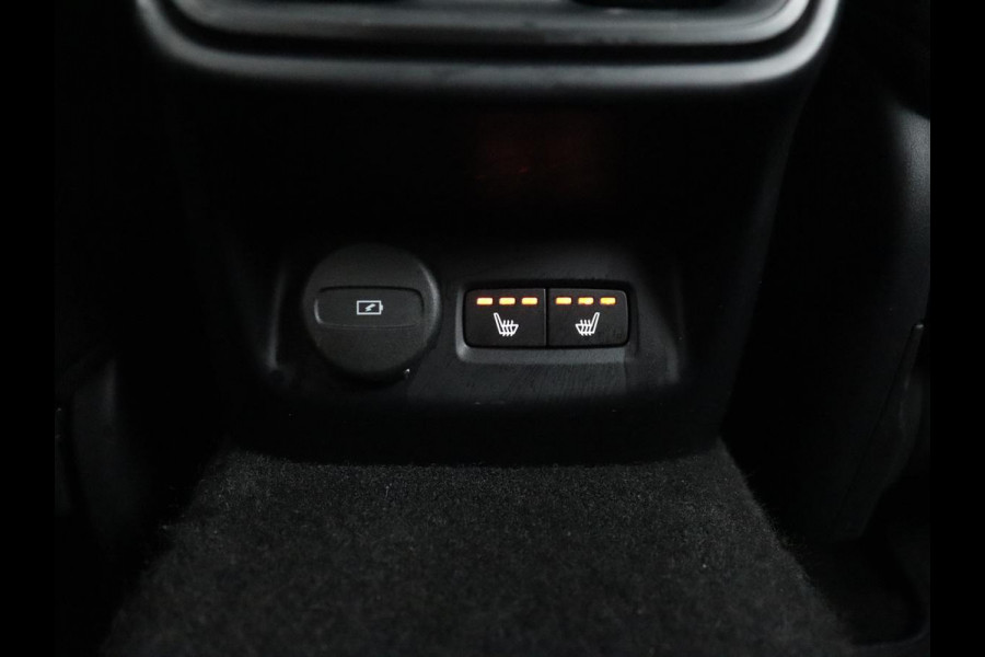 Polestar 2 Long Range Dual Motor Launch Edition 78kWh | Panoramadak | Trekhaak | 360 Camera | Achterbankverwarming | Adaptive cruise | Carplay | Camera | Stoelverwarming | Keyless