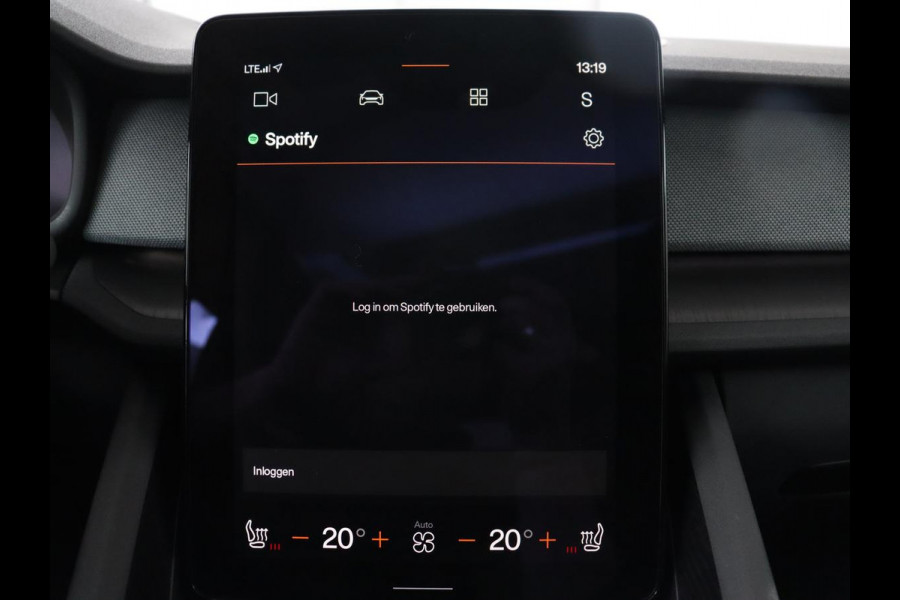 Polestar 2 Long Range Dual Motor Launch Edition 78kWh | Panoramadak | Trekhaak | 360 Camera | Achterbankverwarming | Adaptive cruise | Carplay | Camera | Stoelverwarming | Keyless