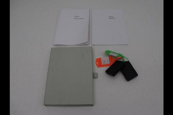 Polestar 2 Long Range Dual Motor Launch Edition 78kWh | Panoramadak | Trekhaak | 360 Camera | Achterbankverwarming | Adaptive cruise | Carplay | Camera | Stoelverwarming | Keyless