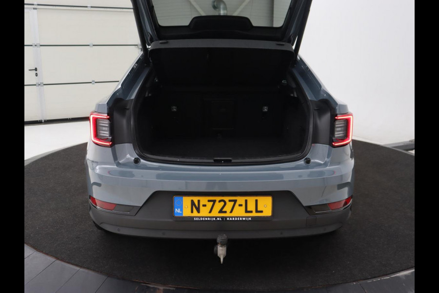 Polestar 2 Long Range Dual Motor Launch Edition 78kWh | Panoramadak | Trekhaak | 360 Camera | Achterbankverwarming | Adaptive cruise | Carplay | Camera | Stoelverwarming | Keyless