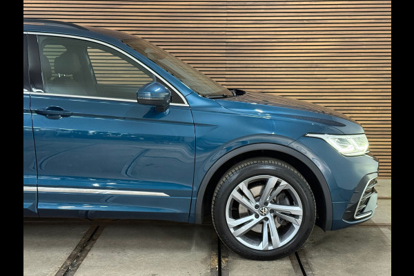 Volkswagen Tiguan 1.4 TSI eHybrid 2x R-Line Business+ | HUD | Vol Leder | ACC | Winterpakket