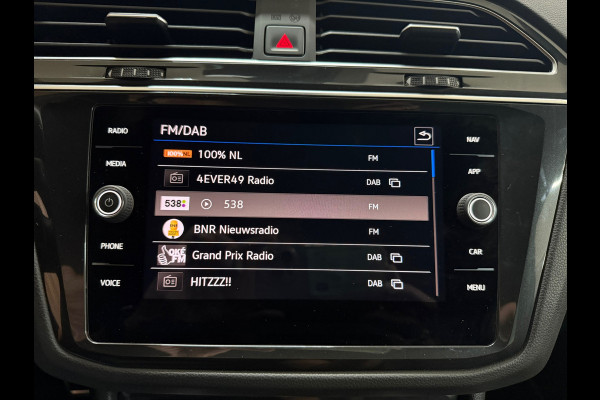 Volkswagen Tiguan 1.4 TSI eHybrid 2x R-Line Business+ | HUD | Vol Leder | ACC | Winterpakket