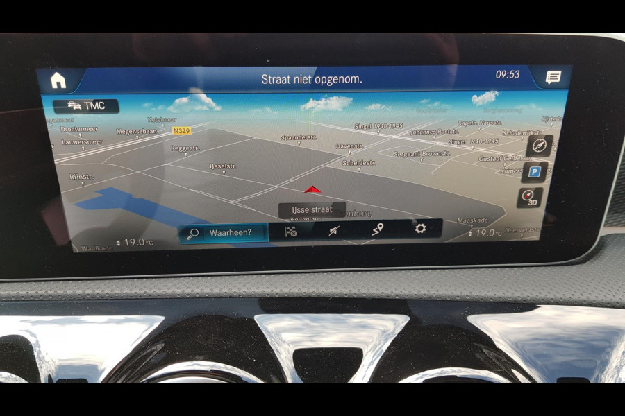 Mercedes-Benz A-Klasse 200 Automaat Progressive Premium Pack | Navigatie | Climate Control | Camera | Sfeerlichting | Parkeer sensoren | Stoelverwarming | Led | Cruise Control