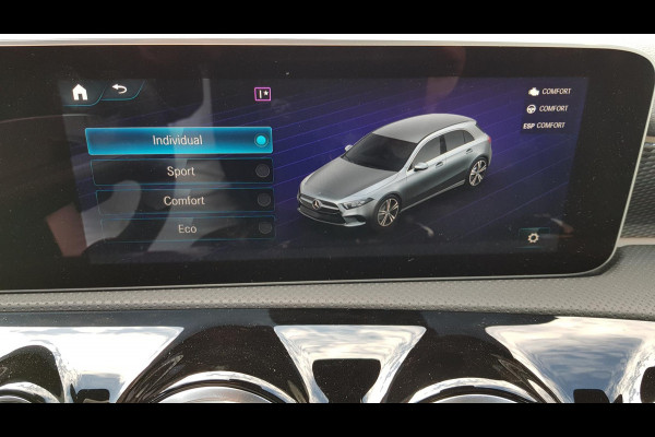 Mercedes-Benz A-Klasse 200 Automaat Progressive Premium Pack | Navigatie | Climate Control | Camera | Sfeerlichting | Parkeer sensoren | Stoelverwarming | Led | Cruise Control