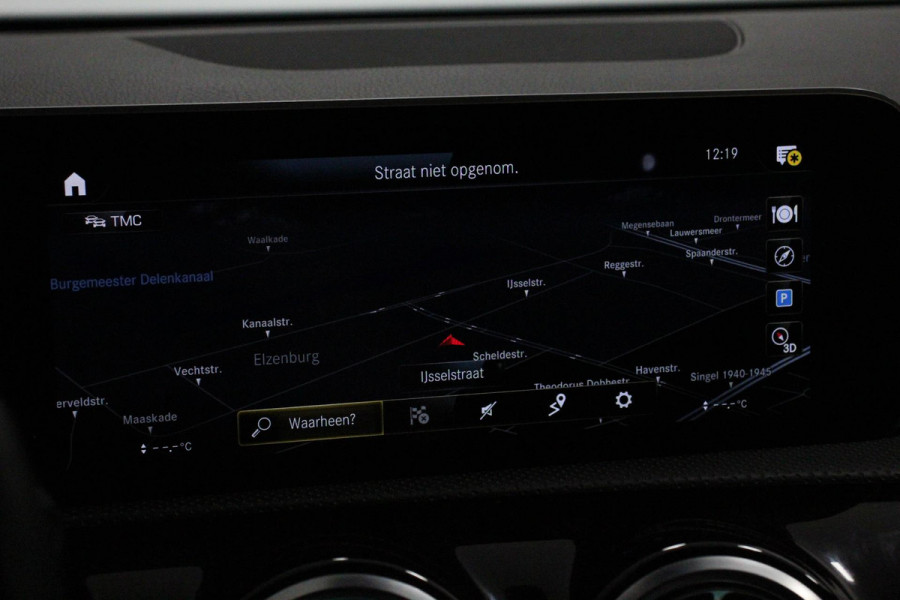 Mercedes-Benz A-Klasse 200 Automaat Progressive Premium Pack | Navigatie | Climate Control | Camera | Sfeerlichting | Parkeer sensoren | Stoelverwarming | Led | Cruise Control