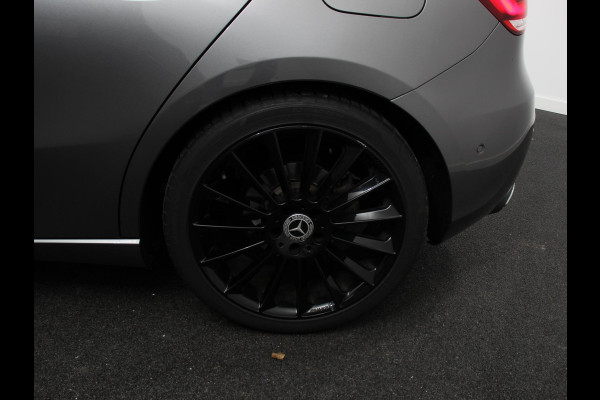 Mercedes-Benz A-Klasse 200 Automaat Progressive Premium Pack | Navigatie | Climate Control | Camera | Sfeerlichting | Parkeer sensoren | Stoelverwarming | Led | Cruise Control